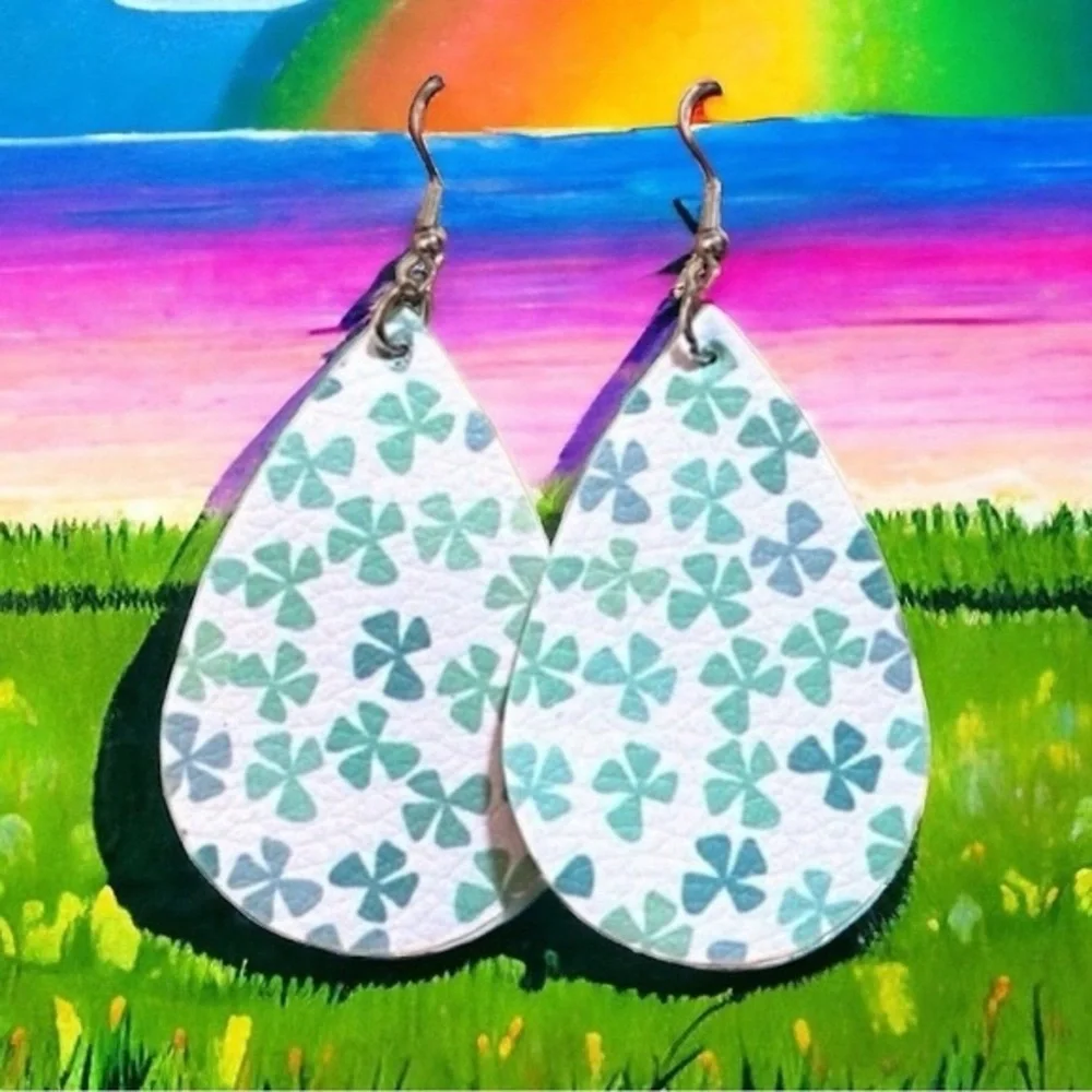St Patrick’s Day Leather Earrings!